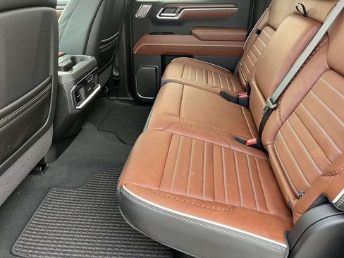 New 2026 GMC Sierra 1500 Denali Ultimate image 11