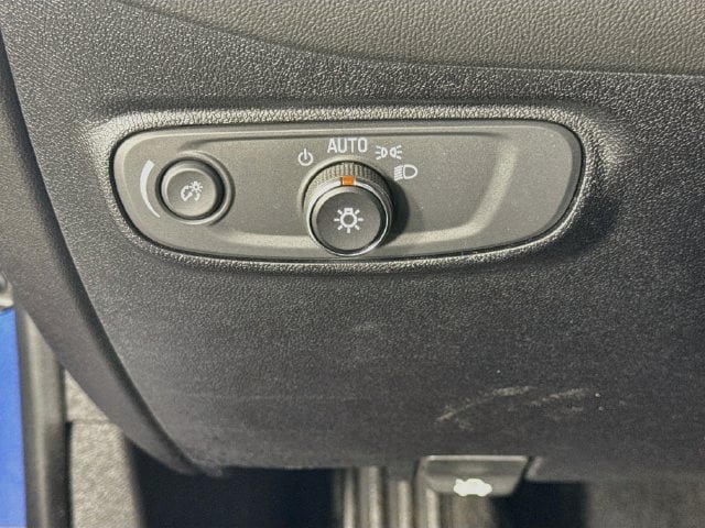Used 2019 Chevrolet Equinox LT FWD image 10