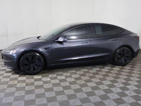 Used 2024 Tesla Model 3 Long Range RWD image 18