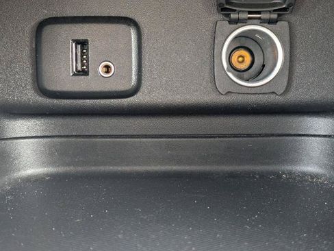 Used 2018 Chevrolet Equinox LT w/ LPO, Floor Liner Package AWD/4WD image 21