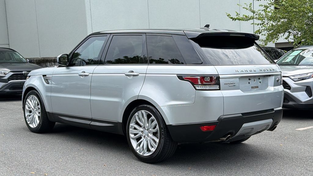 Used 2016 Land Rover Range Rover Sport HSE AWD/4WD image 3