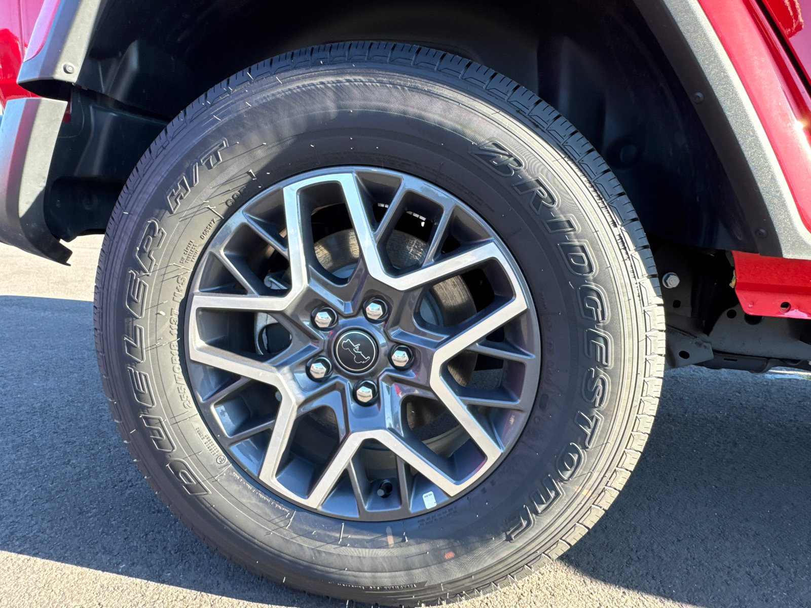 Used 2026 Jeep Wrangler Unlimited Sahara AWD/4WD image 18
