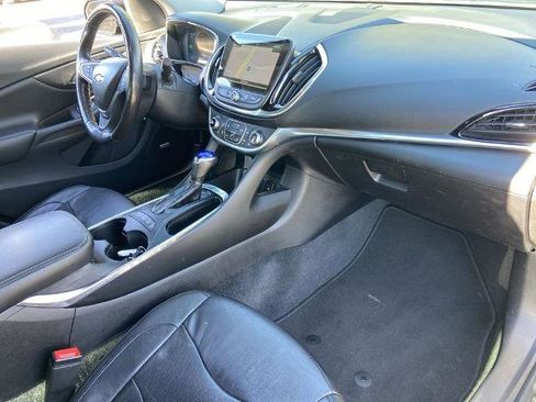 Used 2018 Chevrolet Volt Premier w/ Driver Confidence Package image 24