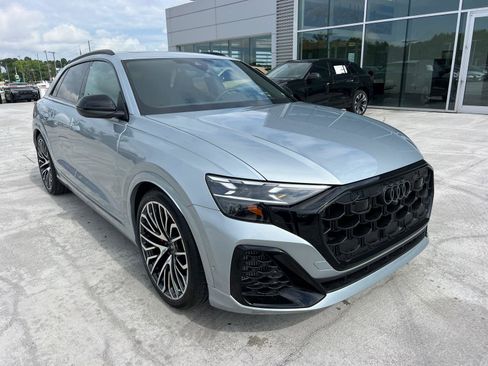 New 2025 Audi SQ8 Prestige image 3