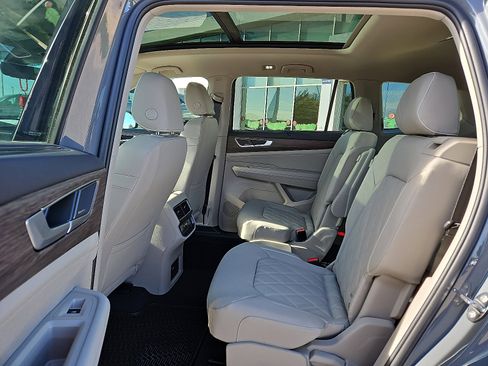 New 2026 Volkswagen Atlas SEL Premium R-Line image 12