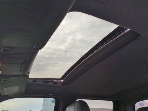 Used 2014 Ford F250 Platinum image 19