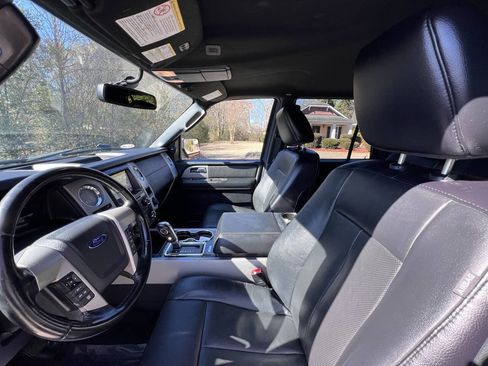Used 2017 Ford Expedition EL Limited image 11