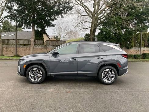 New 2026 Hyundai Tucson SEL image 2