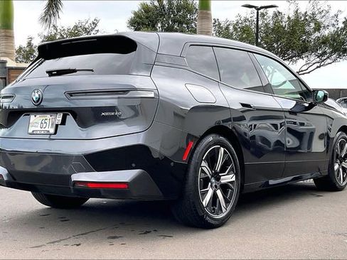 Certified 2022 BMW iX xDrive50 w/ Premium Package image 11