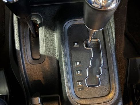 Used 2017 Jeep Wrangler Unlimited Sport w/ Quick Order Package 24S image 15