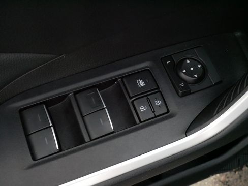 Certified 2025 Toyota RAV4 XLE AWD/4WD image 19
