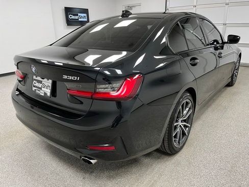 Used 2020 BMW 330i xDrive Sedan w/ Convenience Package AWD/4WD image 10