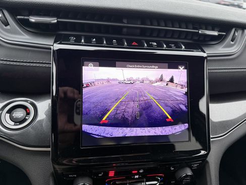 Used 2022 Jeep Grand Cherokee L Laredo image 24