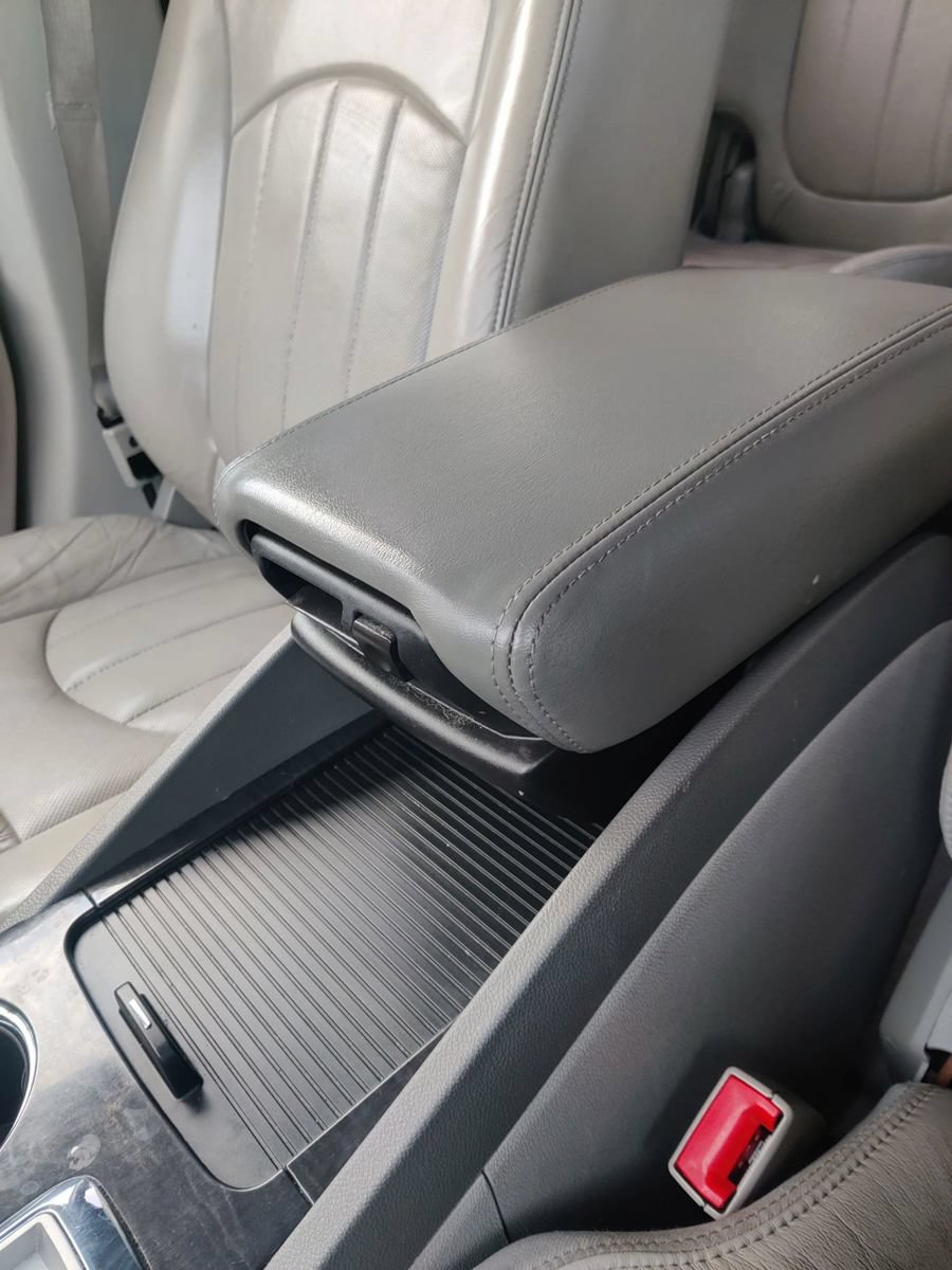 Used 2016 Buick Enclave Leather AWD/4WD image 29