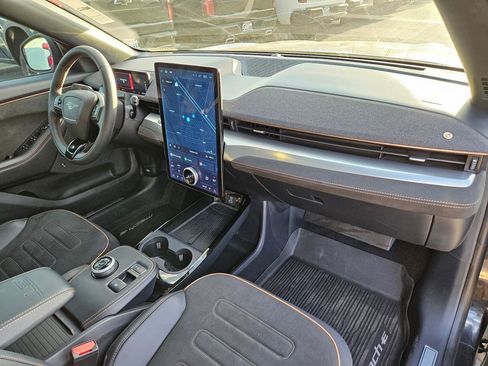 Used 2023 Ford Mustang Mach-E GT image 33