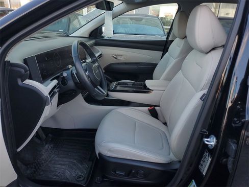 Used 2025 Hyundai Tucson SEL image 11