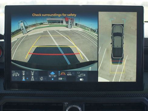 Used 2024 Toyota Tacoma TRD Pro image 8