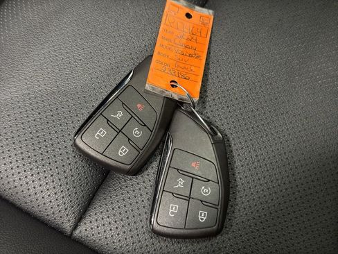 Used 2024 Chevrolet Traverse Z71 image 44