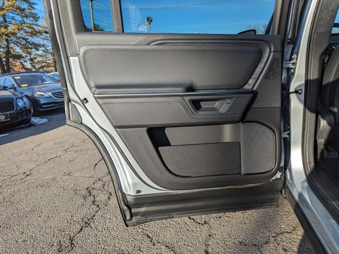 Used 2025 Rivian R1S Adventure image 35