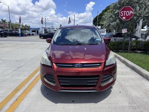 Used 2016 Ford Escape SE AWD/4WD image 2