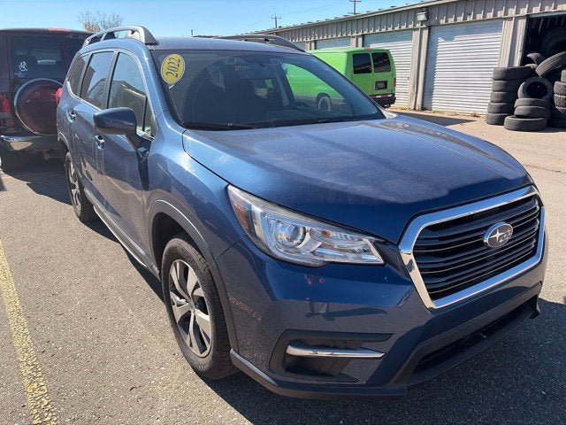 Used 2022 Subaru Ascent Premium w/ Convenience Package AWD/4WD image 2
