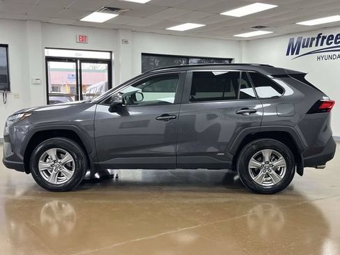 Used 2025 Toyota RAV4 XLE w/ Convenience Package AWD/4WD image 9