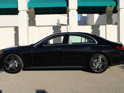 Used 2025 Mercedes-Benz E 350 Sedan image 2