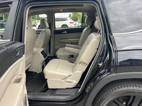 Used 2018 Volkswagen Atlas SEL FWD image 29