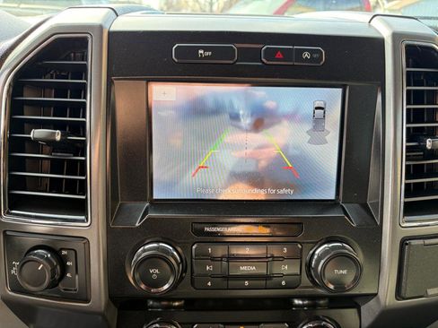 Used 2020 Ford F150 XLT image 18