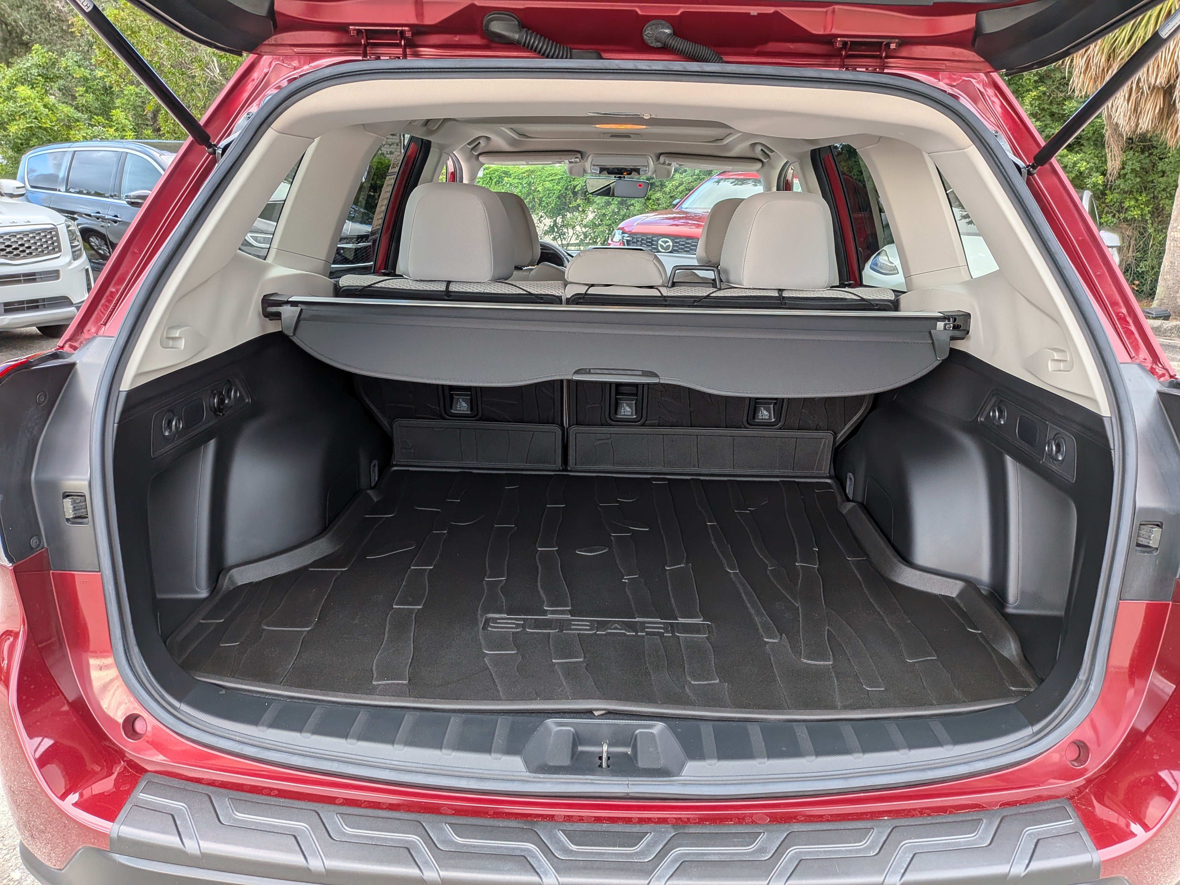 Used 2019 Subaru Forester Premium w/ All-Weather Package AWD/4WD image 13