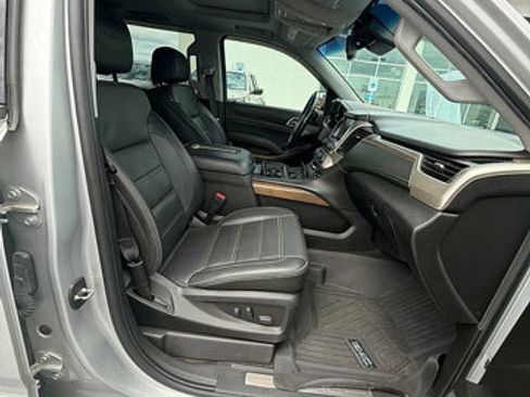 Certified 2018 GMC Yukon XL Denali w/ Open Road Package AWD/4WD image 25
