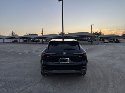 Used 2025 Acura ADX A-Spec image 4