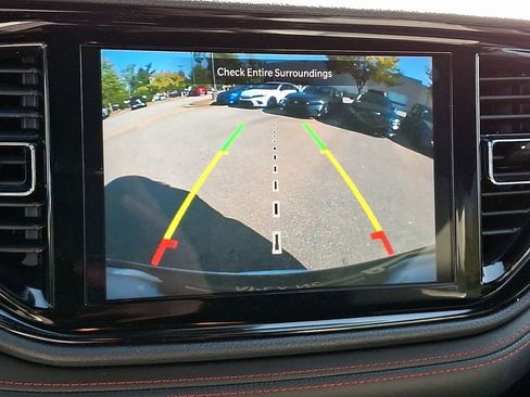 Used 2023 Dodge Durango GT image 21