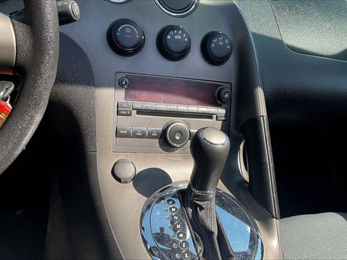 Used 2009 Pontiac Solstice Convertible w/ Preferred Package RWD image 14