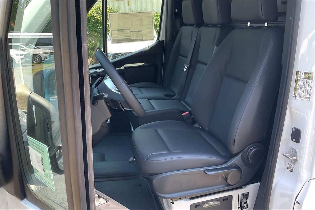 New 2026 Mercedes-Benz Sprinter 2500 image 7