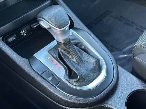 Used 2023 Kia Forte LXS image 18