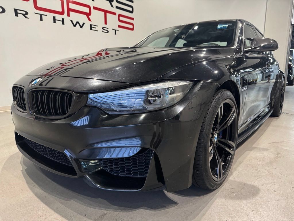 Used 2018 BMW M3 RWD image 2