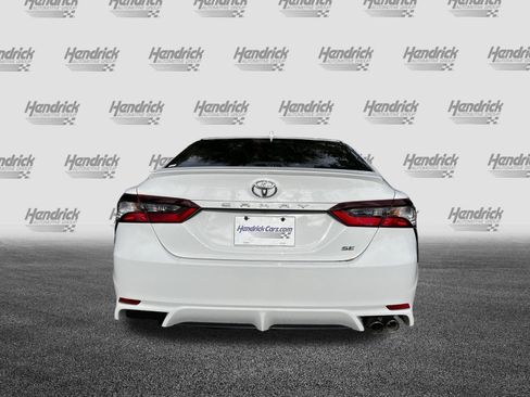 Used 2023 Toyota Camry SE image 8
