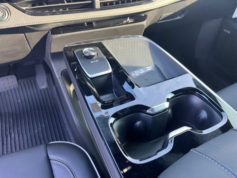 New 2026 Buick Enclave Preferred w/ Power Package FWD image 16