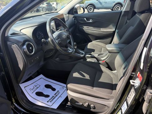 Used 2023 Hyundai Kona SEL w/ Convenience Package FWD image 7