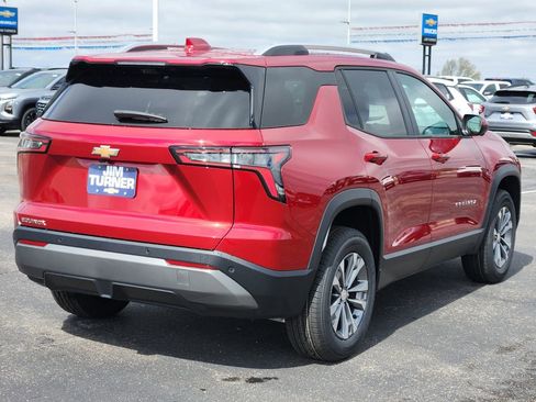 New 2026 Chevrolet Equinox LT FWD image 3