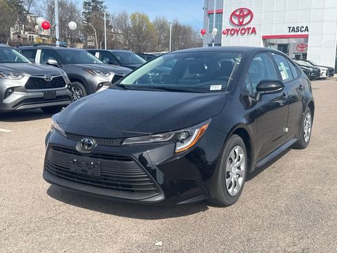 New 2026 Toyota Corolla LE image 3