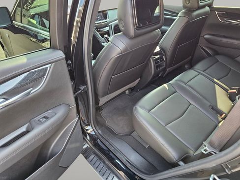 Used 2021 Cadillac XT5 Premium Luxury image 20