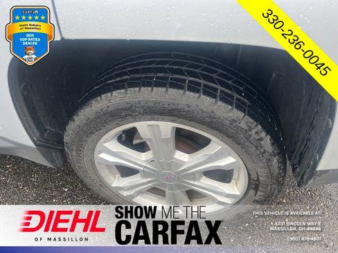 Used 2017 GMC Terrain SLT w/ Open Road Package AWD/4WD image 9