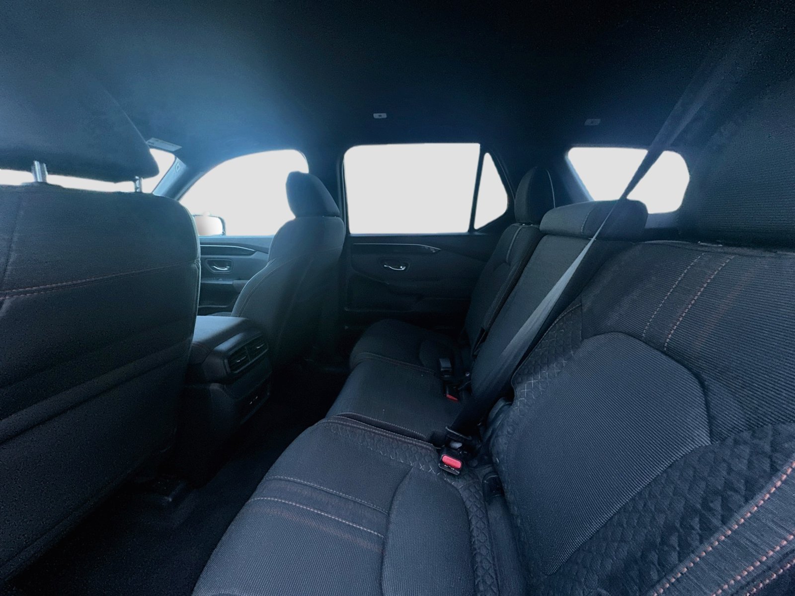 Used 2025 Honda Pilot Sport image 23
