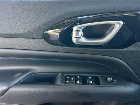 New 2026 Jeep Compass Latitude AWD/4WD image 11