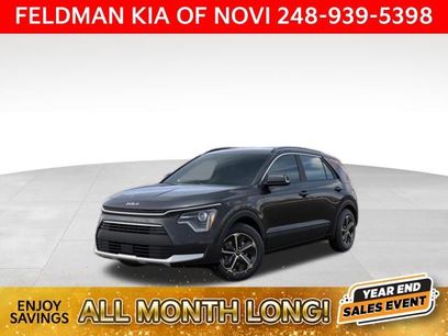 New 2025 Kia Niro EX