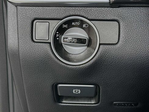 Used 2017 Mercedes-Benz GLS 550 4MATIC image 13