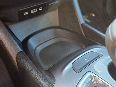 Used 2024 Chevrolet Malibu LS image 28