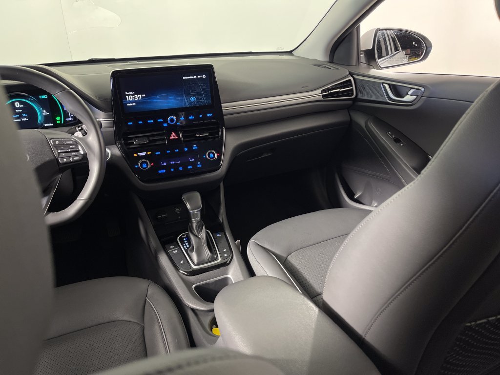 Used 2022 Hyundai Ioniq Limited FWD image 17